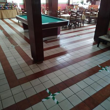 Hotel Topacio ซานฮวน เด ลอสลากอส ภายนอก รูปภาพ