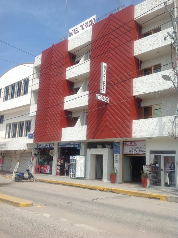 Hotel Topacio ซานฮวน เด ลอสลากอส ภายนอก รูปภาพ