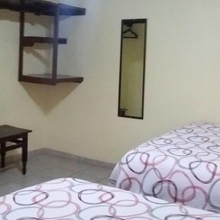 Hotel Topacio ซานฮวน เด ลอสลากอส ห้อง รูปภาพ